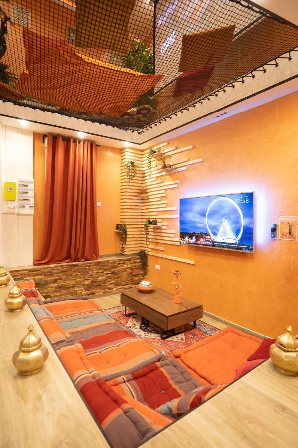 Capsule Marrakech I Chicha I Sauna I Balnéo I Console PS5 I Cinéma Trith-Saint-Leger Extérieur photo