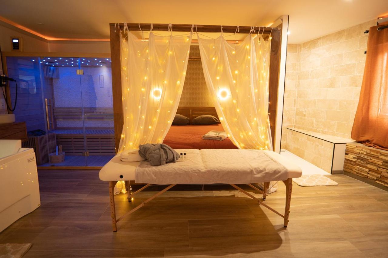 Capsule Marrakech I Chicha I Sauna I Balnéo I Console PS5 I Cinéma Trith-Saint-Leger Extérieur photo
