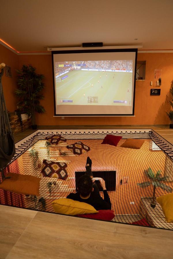 Capsule Marrakech I Chicha I Sauna I Balnéo I Console PS5 I Cinéma Trith-Saint-Leger Extérieur photo